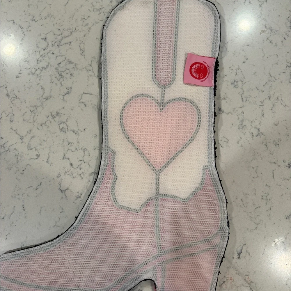 Cowboy Cowgirl Boot Rug with Heart Accent - Pink & Red - Picture 5 of 7